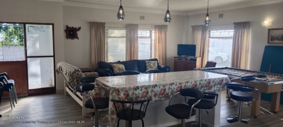 5 Bedroom Property for Sale in Hartenbos Central Western Cape